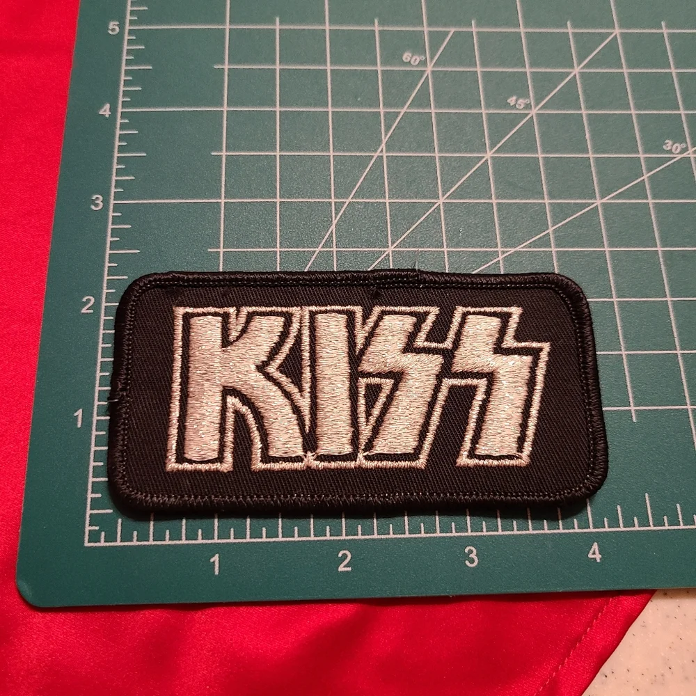 KISS Black and Silver Patch - Picture 2 of 7